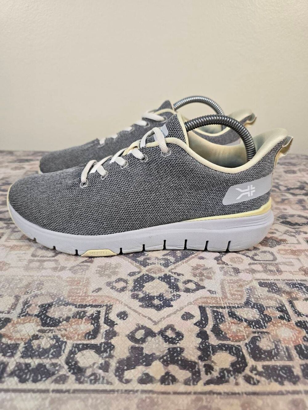 Kuru Flex Via Shoes Women's Size 8.5 Dove Gray Sneakers Walking